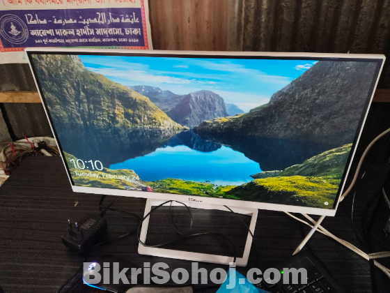 গেমিং কম্পিউটার ফুল সেটআপ মনিটর সহ